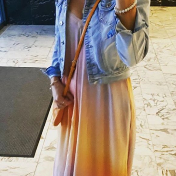 Instagram --> Jennysmirror - Picture 9 of 9